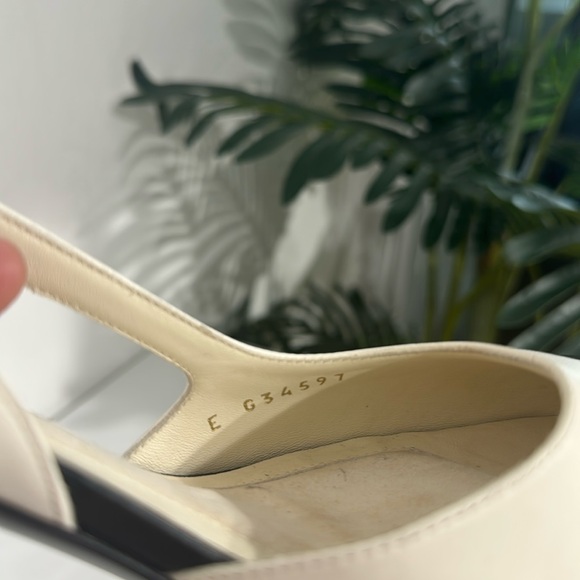 Chanel Lambskin Cap Toe Slingback Pearl Pumps size 36 - Picture 12 of 12